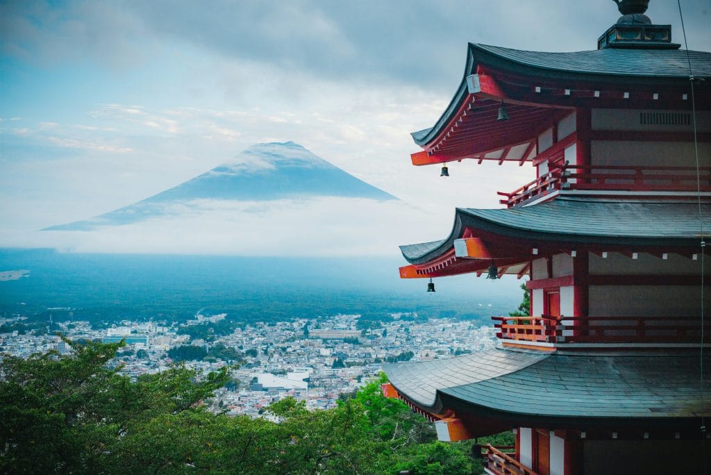 The Soundscape of Japan: Beeps, Chimes, and Gentle Authority